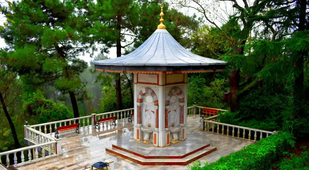 Une pause bien méritée sur la colline de Yuşa